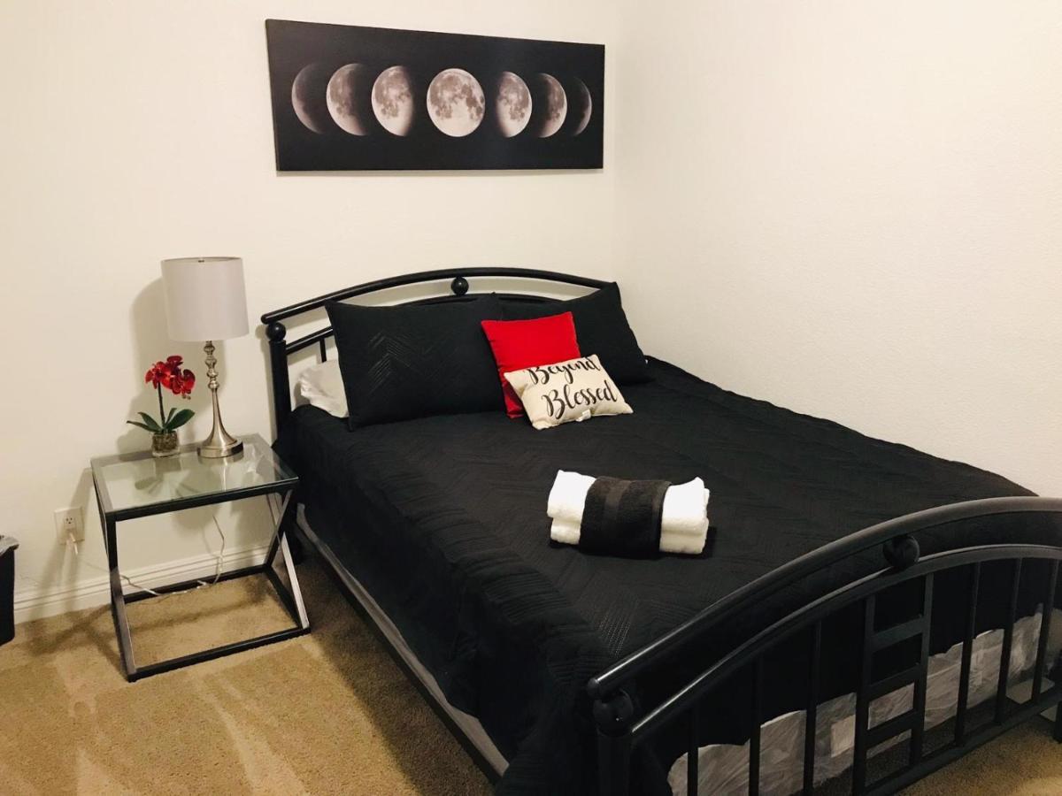 Luxury Stay At Modern House Las Vegas Exterior photo