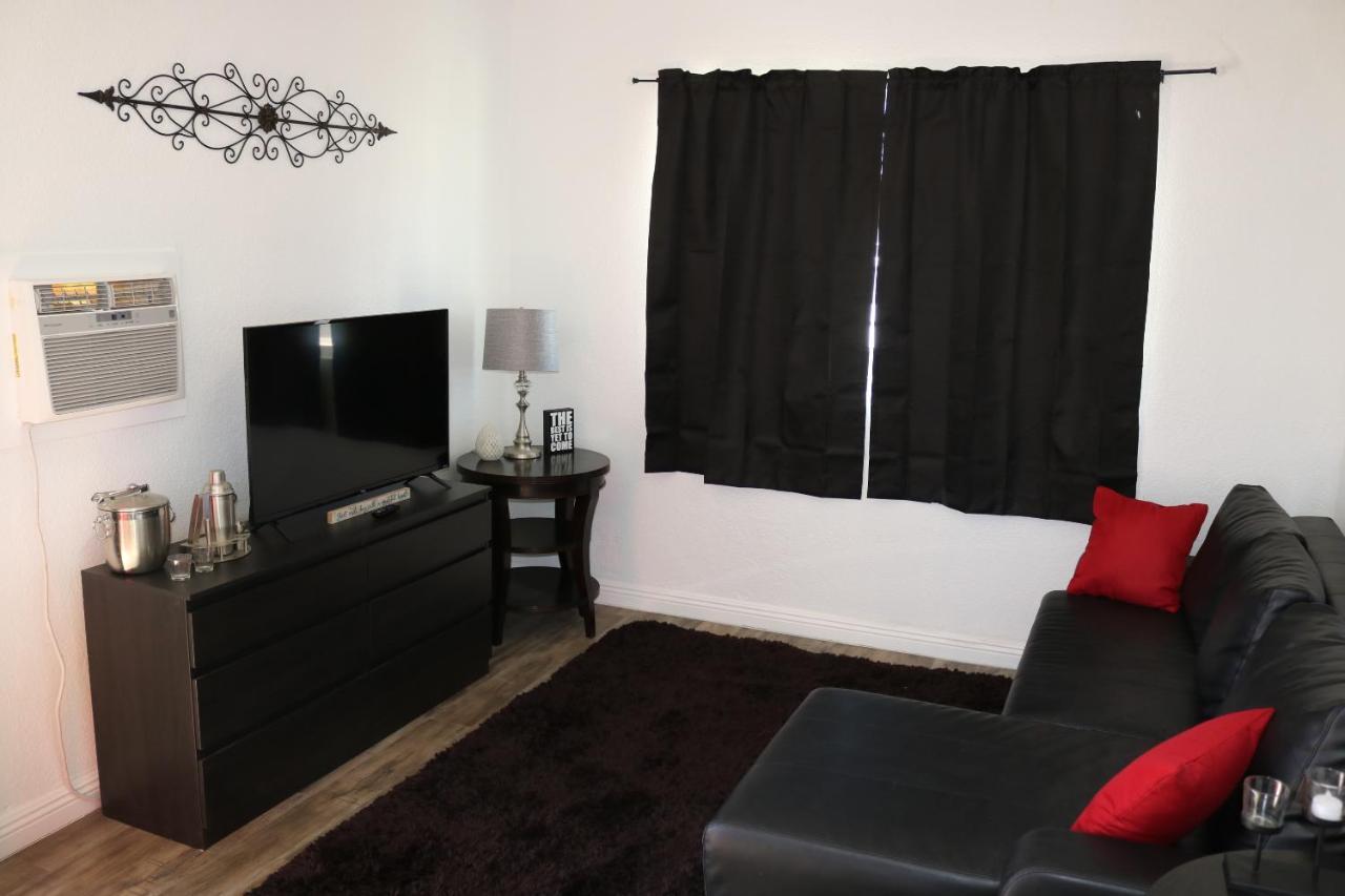 Luxury Stay At Modern House Las Vegas Exterior photo